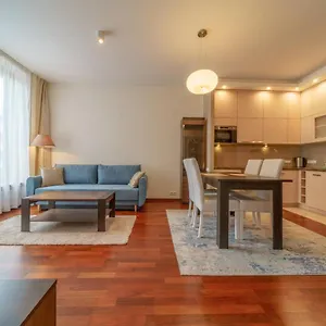 Bright And Charming- Golden Apartment- Center&s2a Apartament Warszawa